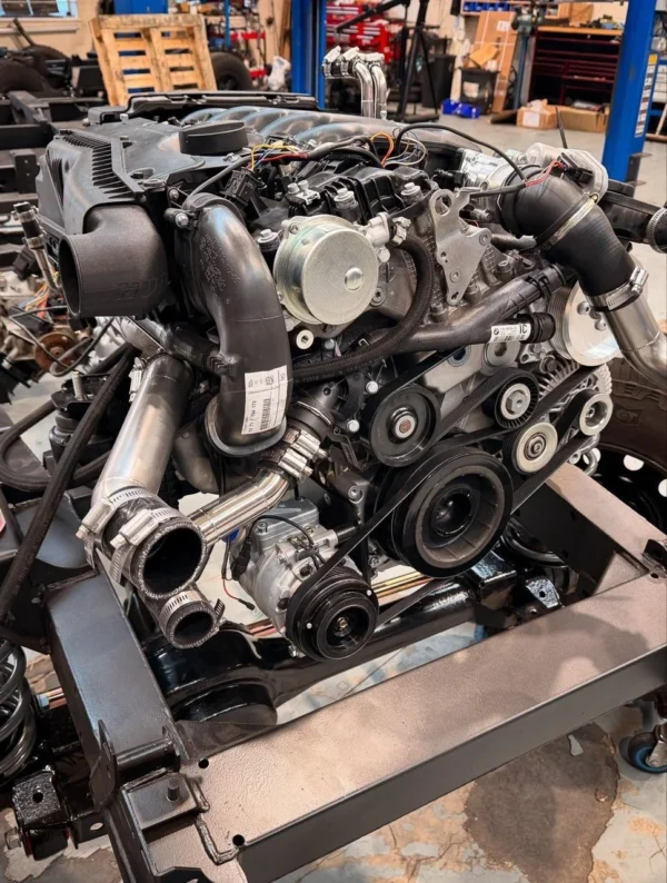 Land Rover Defender M57 Swap Kit 8 Speed